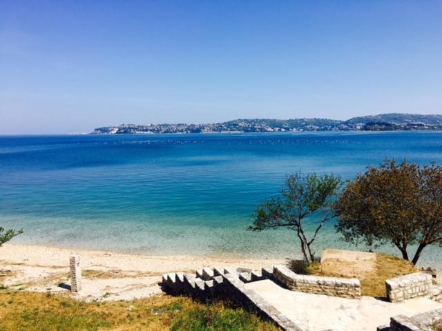 Apartment Umag Nelly Bagian luar foto